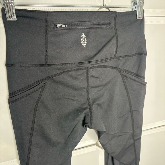 Free People Movement Out Of Your League Crop Leggings XS - Picture 8 of 16